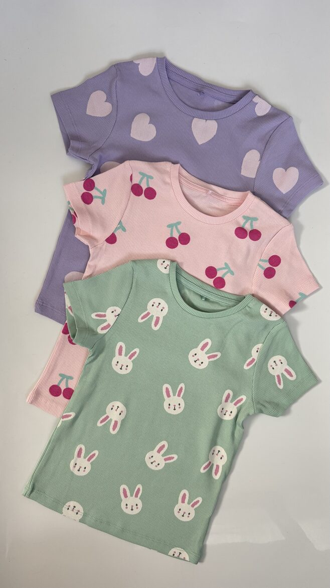 3 gab. ribbed krekliņi ar mīlīgiem printiem