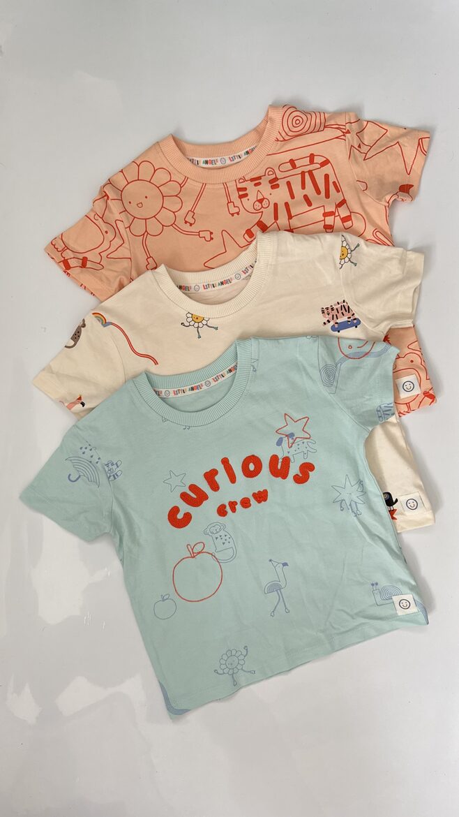 3 gab. T-krekli priecīgos dizainos