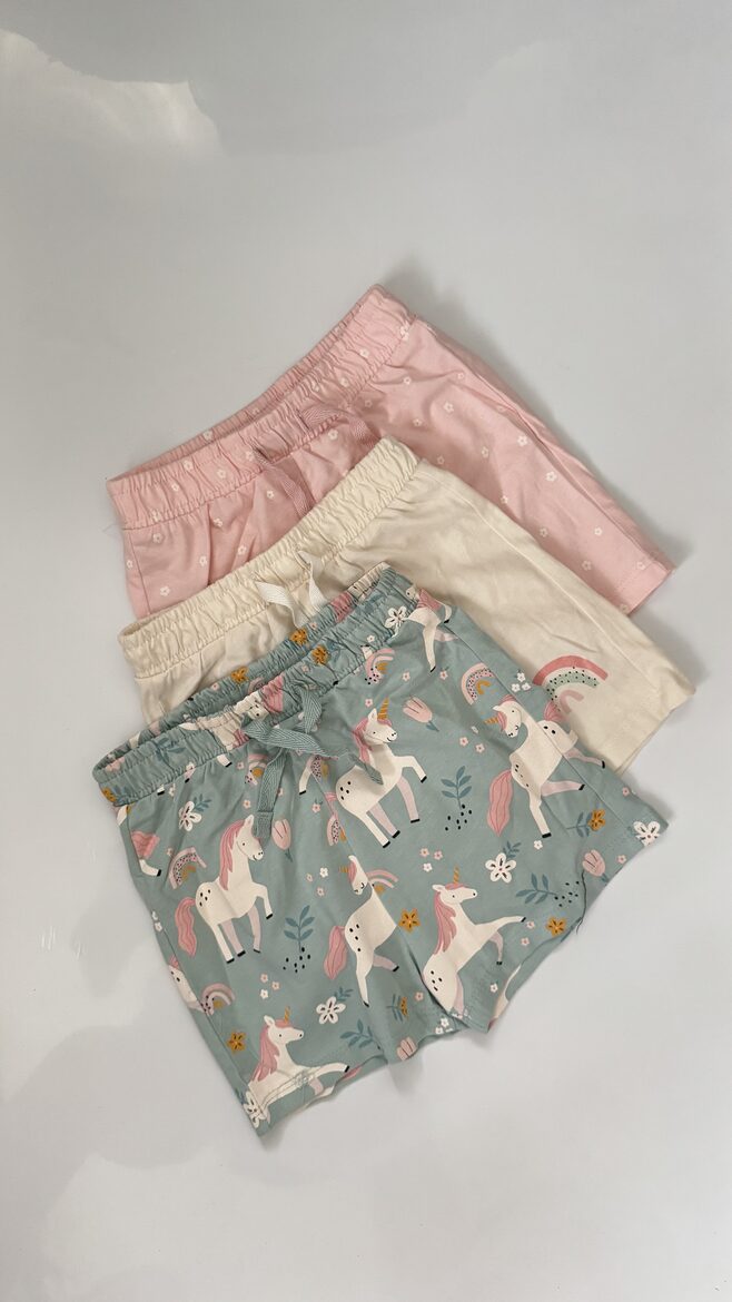 3 gab. šorti “Vienradži”