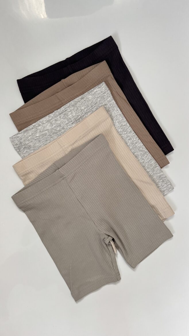 5 gab. ribbed šorti naturālos bāzes toņos