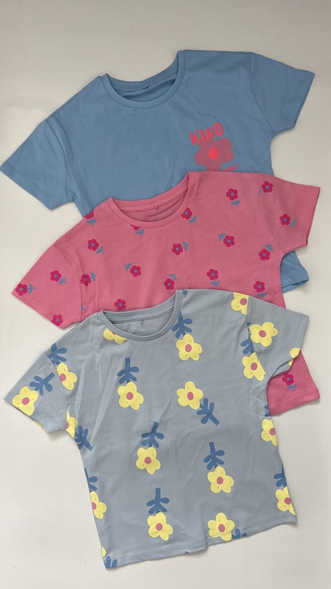 3 gab. T-krekli “Puķes”
