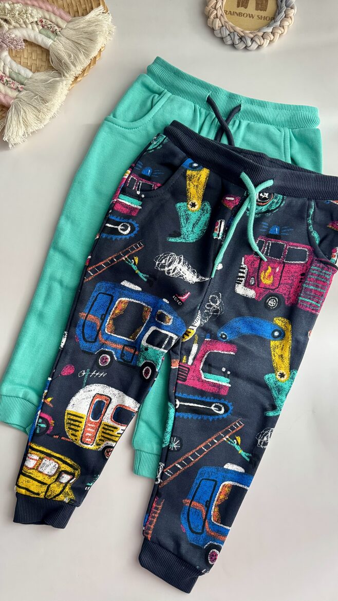 2 gab. treniņbikses “Košie auto”