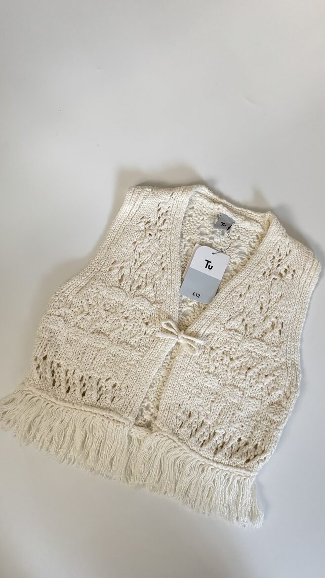 Adīta veste ar bārkstīm 