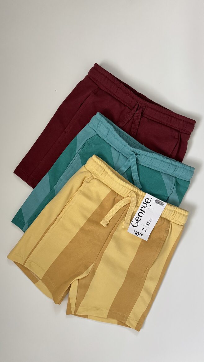 3 gab. šorti “Svītras”