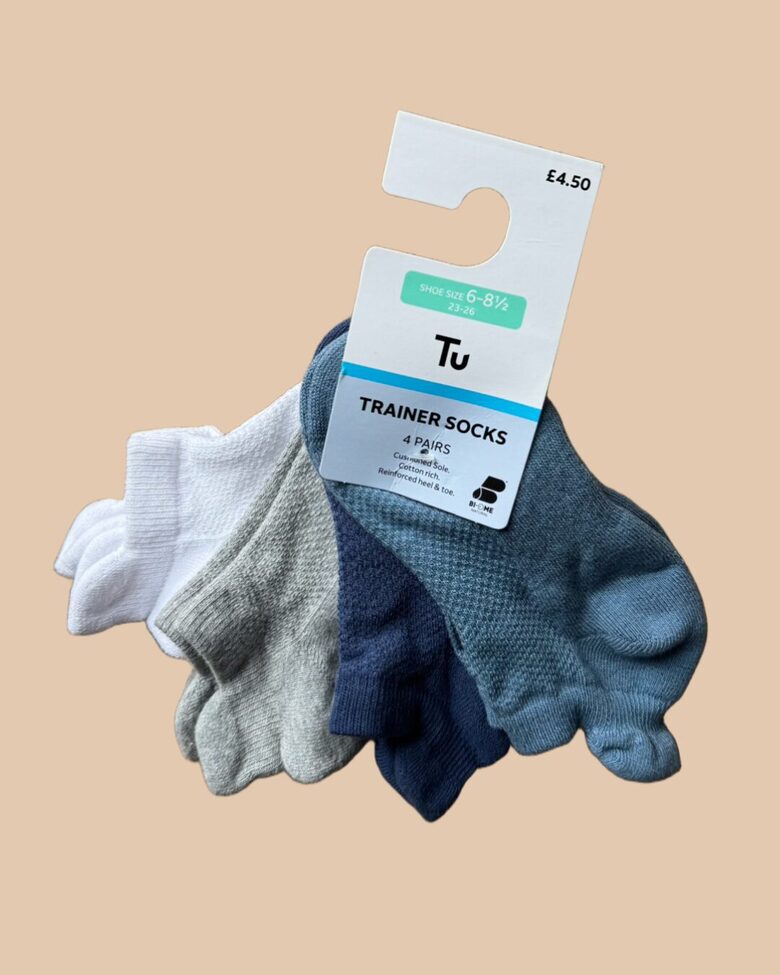 4 gab. Trainers zeķes 