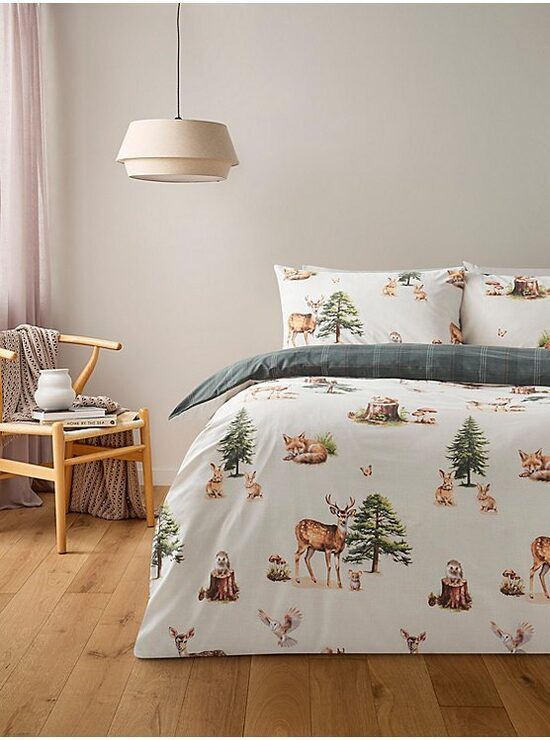 Meža tematikas gultas veļas komplekts 