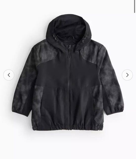 Starpsezonas jaka ar kapuci 