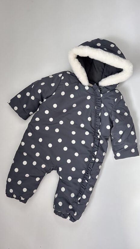 Silts kombinezons “Pelēks ar pumpiņām”