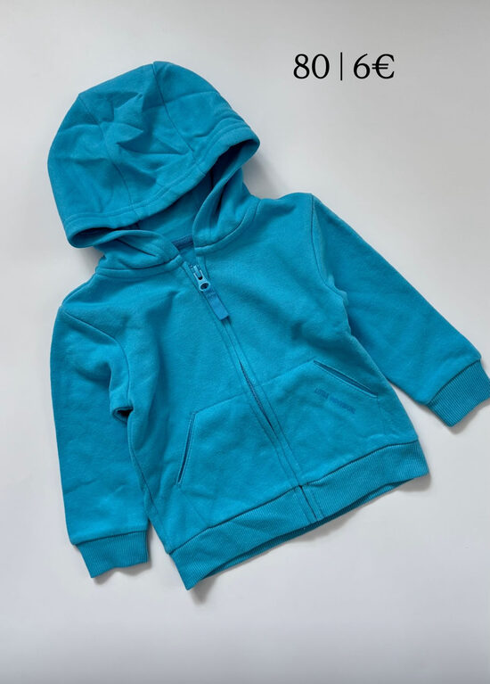 Debesu zila jaka ar kapuci 