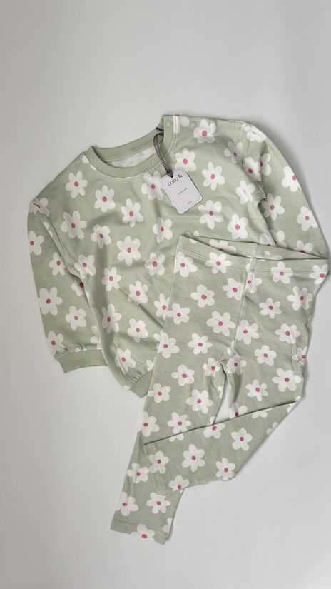 Mint kostīms “Daisy flowers”