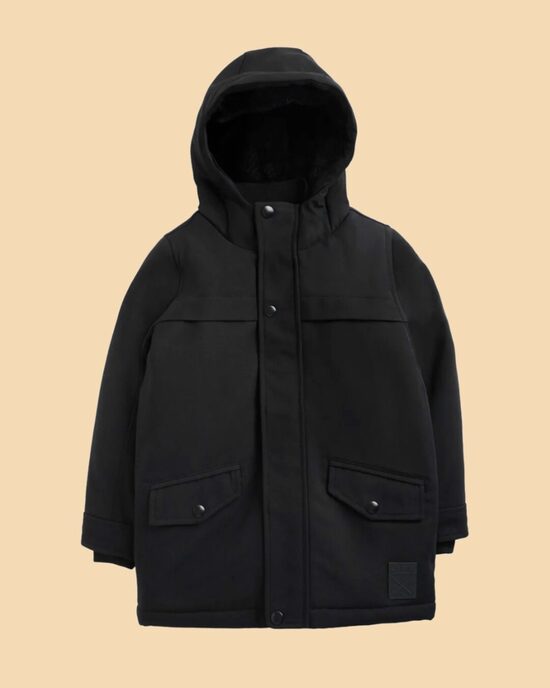 Melna, siltināta starpsezonas parka 