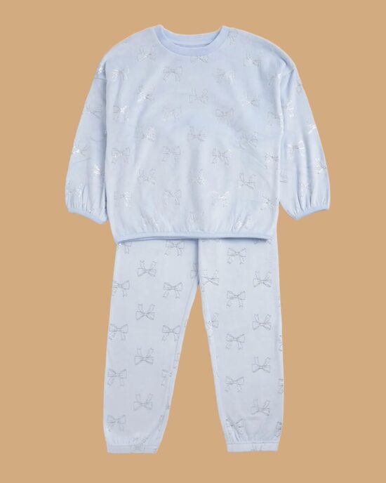 Gaiši zila velūra pidžama