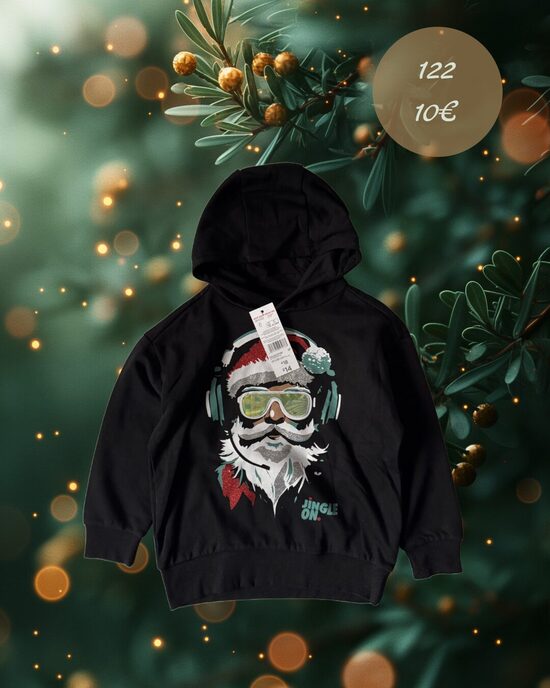 Melns džemperis ar kapuci un Zsv. vecīti